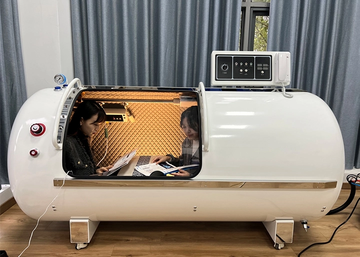 غرفة فرط الضغط الأكسجيني لنفرين، نوع الاستلقاء الصلب، 1.5 ATA، HP1501-100